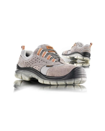 TIRANA_700x1000.jpg TIRANA_700x1000.jpg